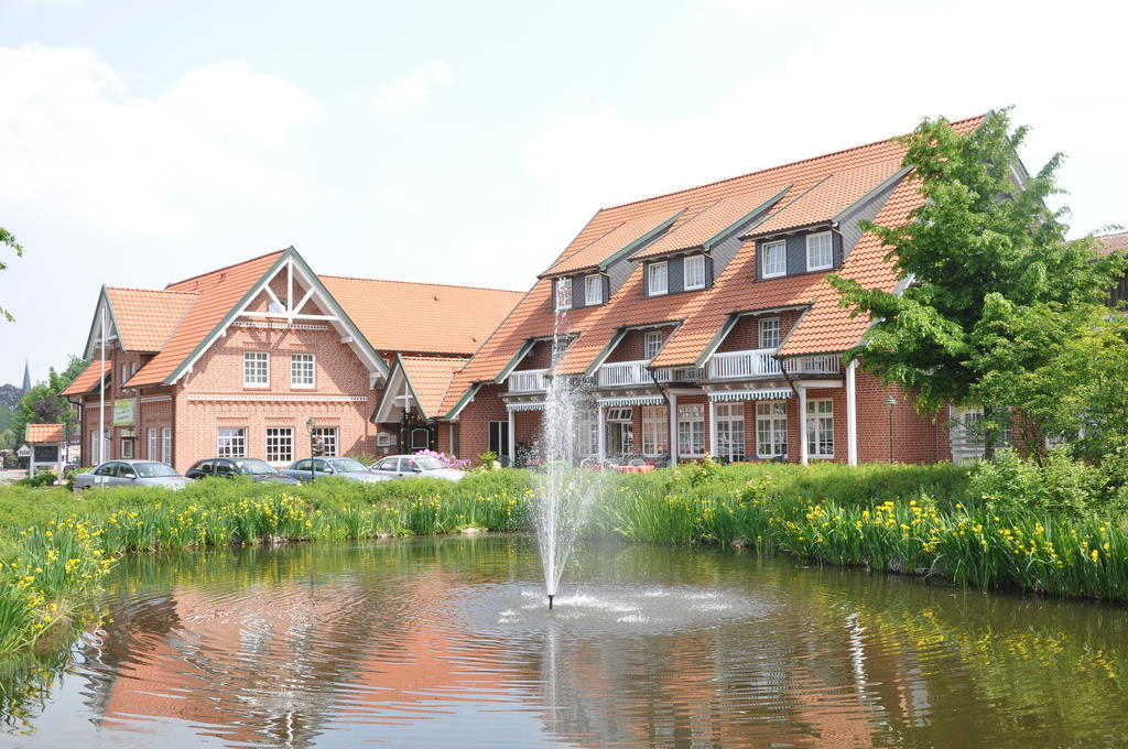 ホテル Schuetzenhof Ahlerstedt エクステリア 写真